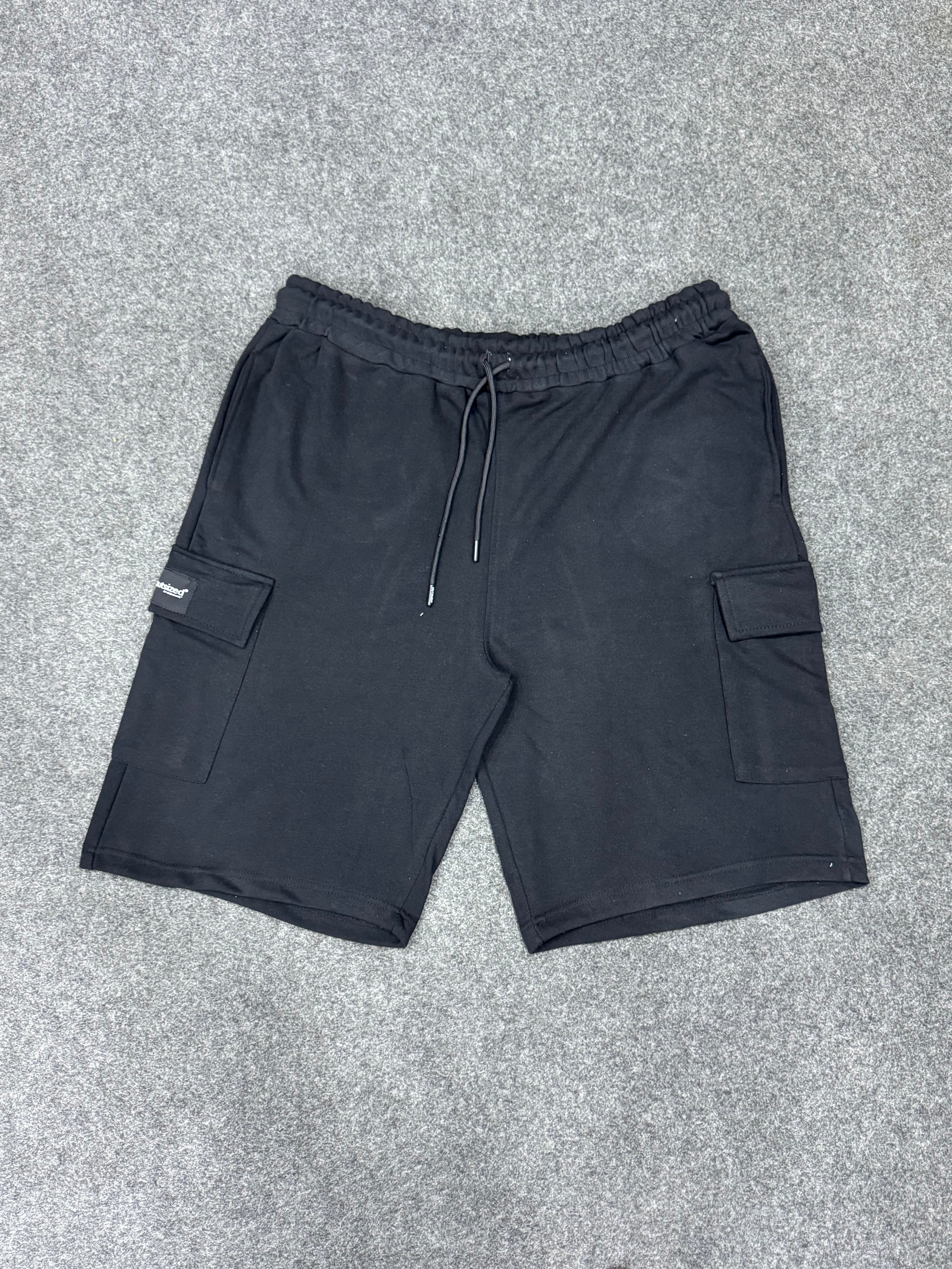 BLACK CARGO SHORTS - My Store