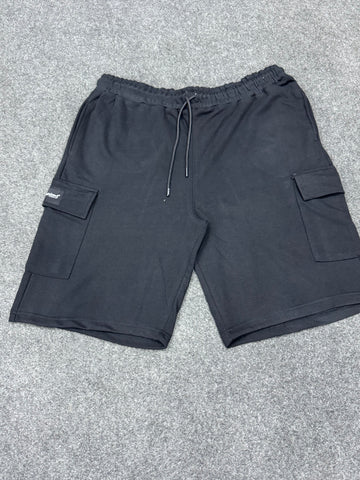 BLACK CARGO SHORTS - My Store