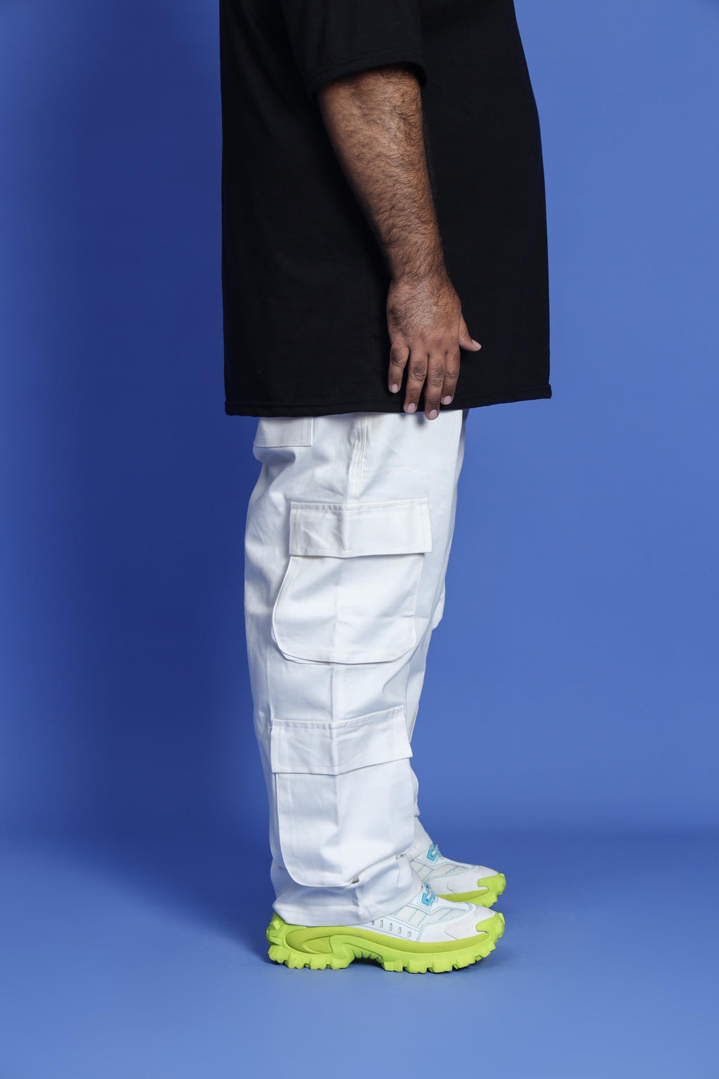 Shop [MINOR FAULT] WHITE DOUBLE POCKET CARGO PANT Online in Pakistan
